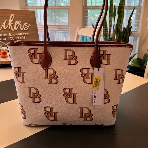 BNWT Dooney and Burke Monogram Tote - Picture 2 of 6